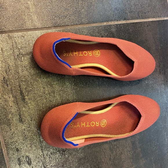 Rothy's Shoes - Copper metallic Rothy’s flats - size 9 - RETIRED